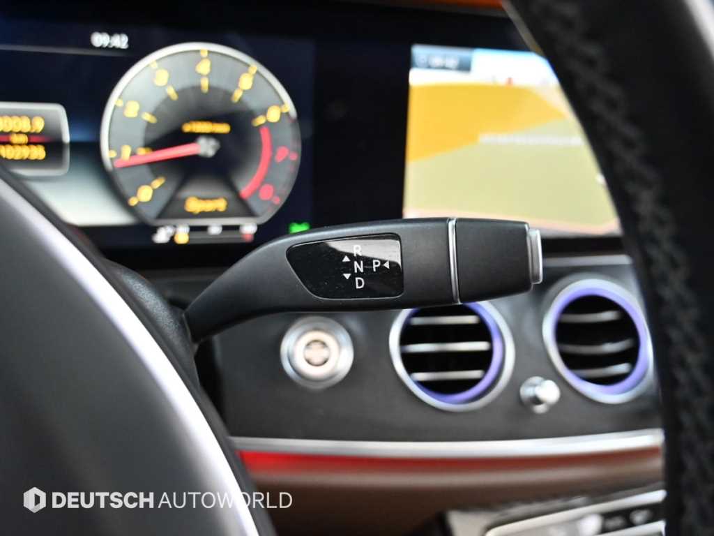 Mercedes Benz E class - Vista 9