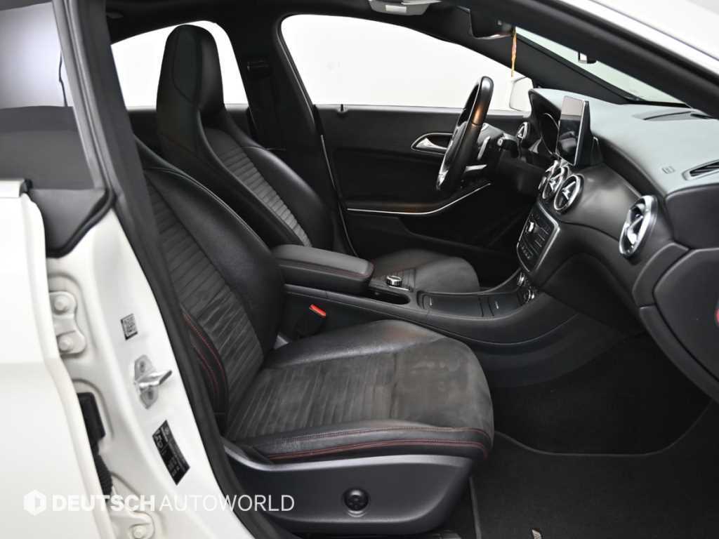 Mercedes Benz CLA Class - Vista 10