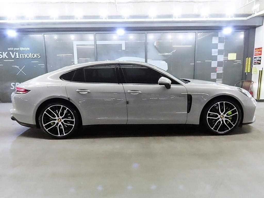 Porsche Panamera - Vista 3