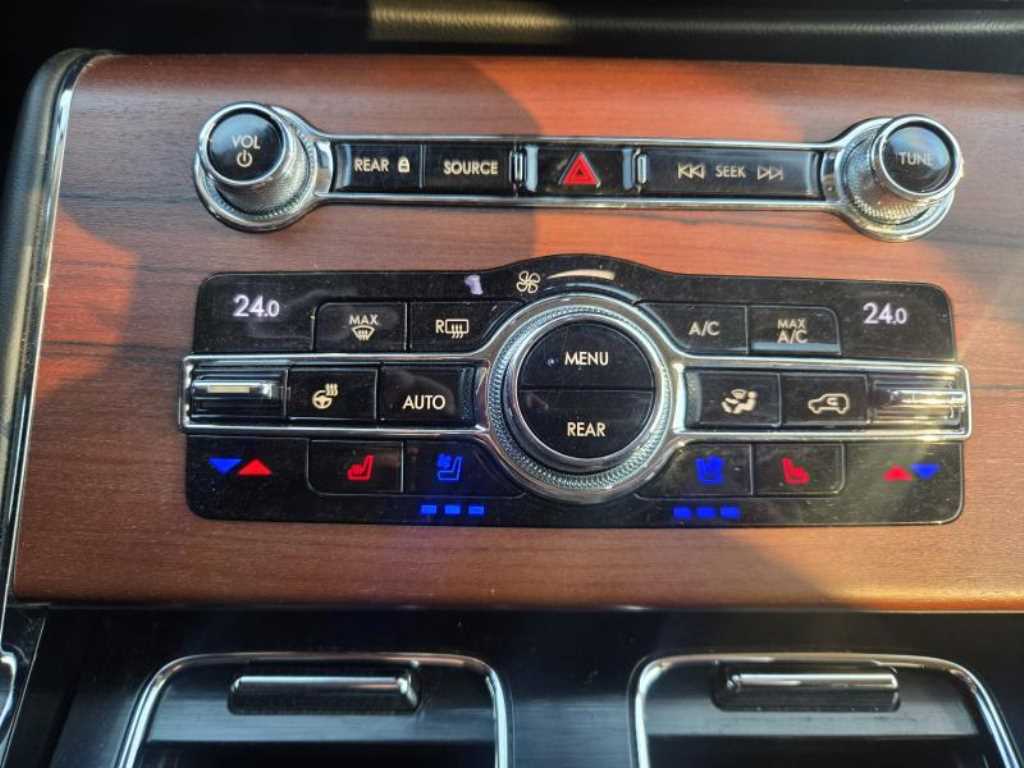 Lincoln Aviator - Vista 11