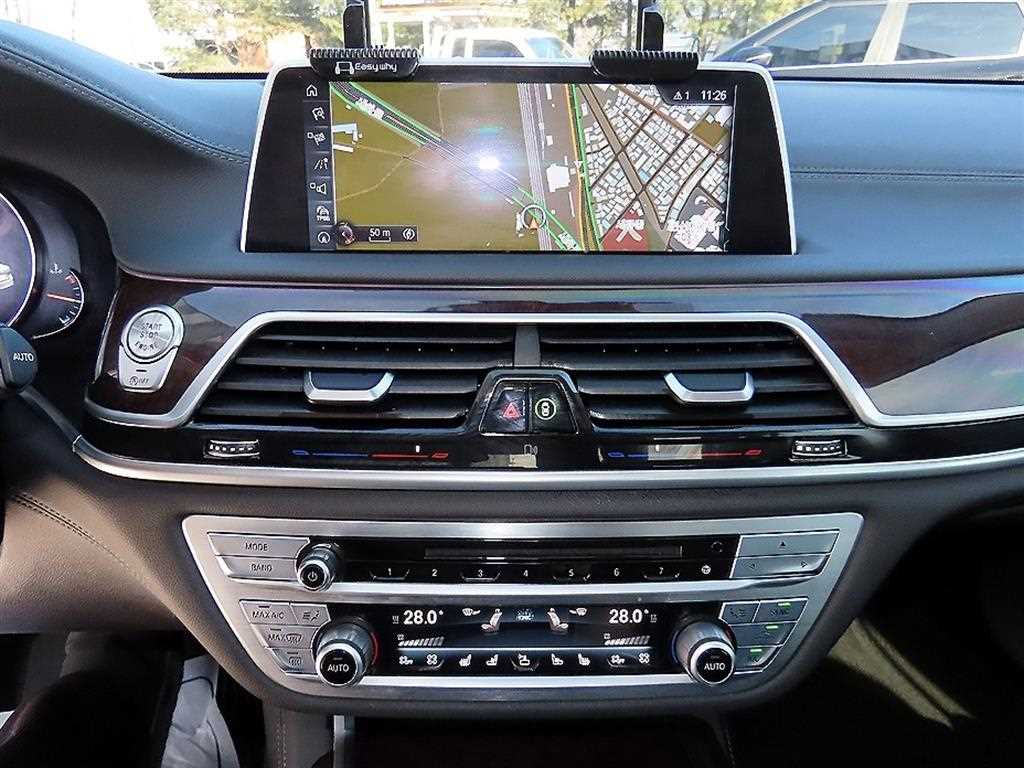 BMW 7 Series 2016 Negro - Importación desde Corea - HF Imports Iquique - Foto 14