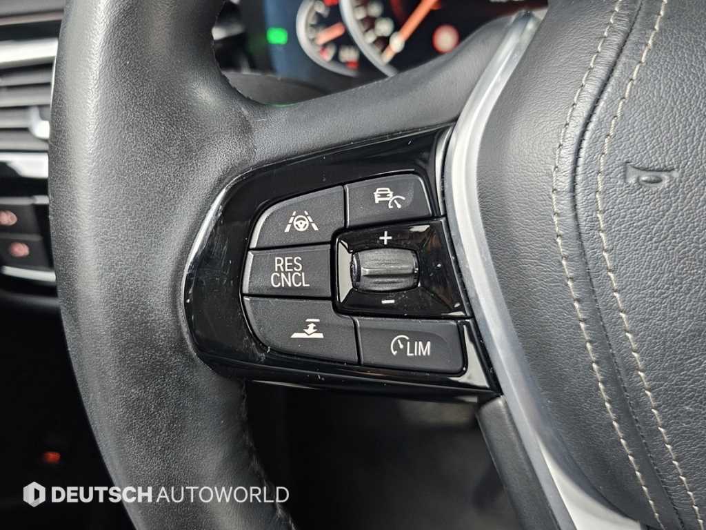 BMW 5 Series 2018 Gris - Importación desde Corea - HF Imports Iquique - Foto 17