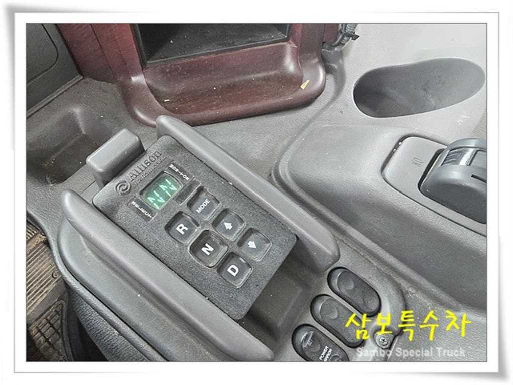 medium and large cargo Special - Vista 12