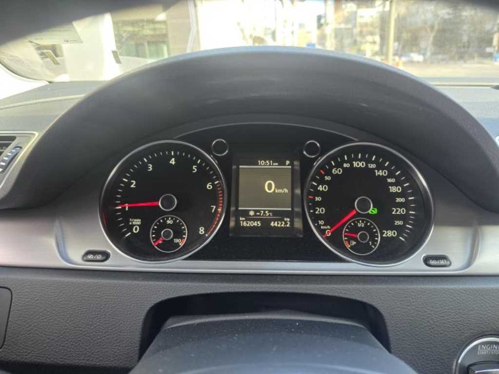 Volkswagen CC - Vista 4