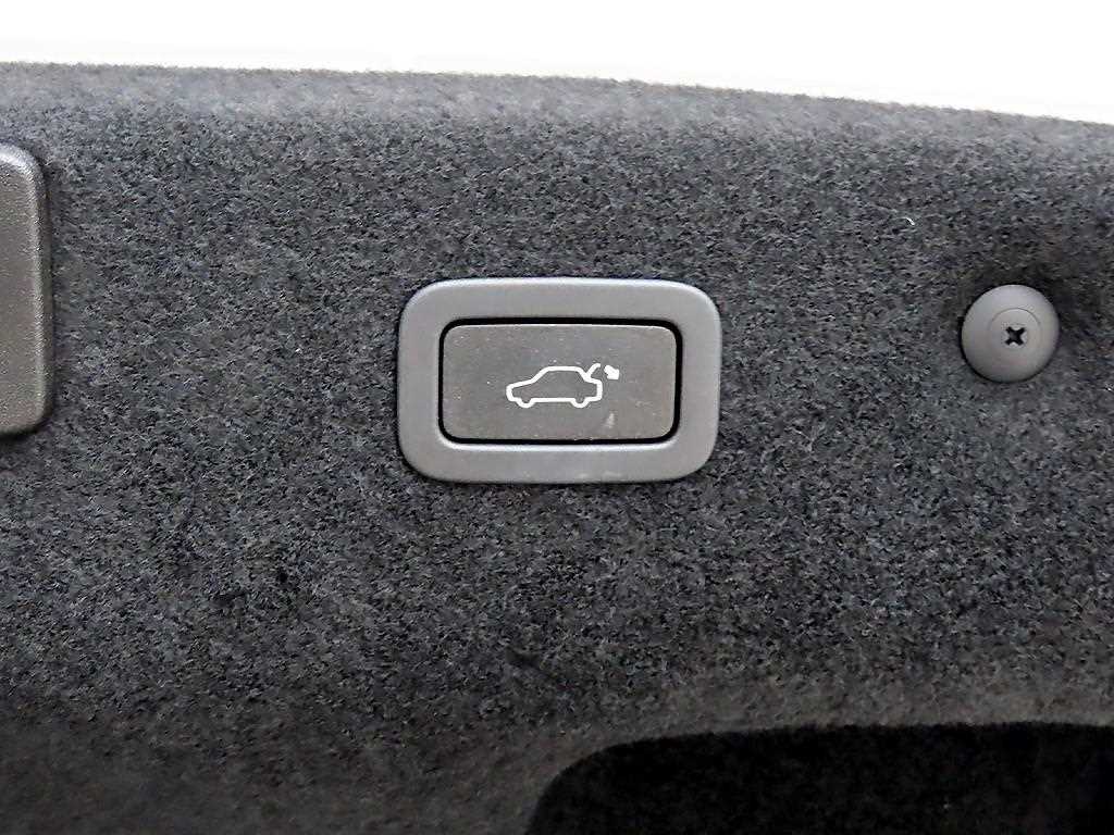 Jaguar XF 2018 Blanco - Importación desde Corea - HF Imports Iquique - Foto 17