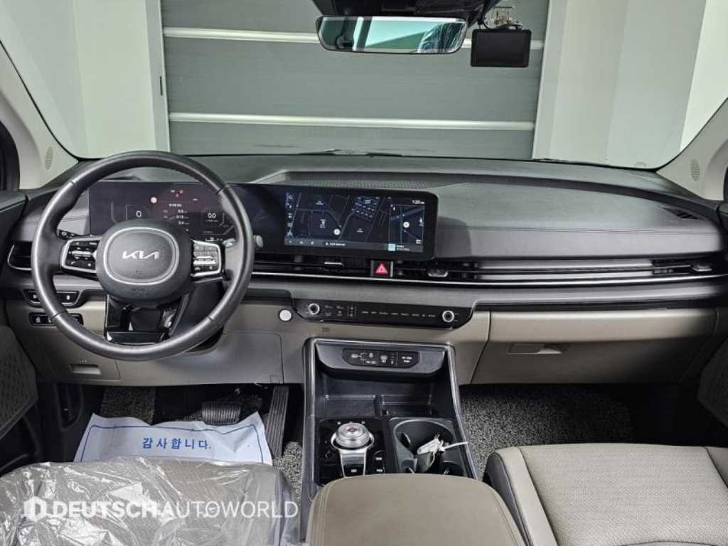 KIA Carnival - Vista 7