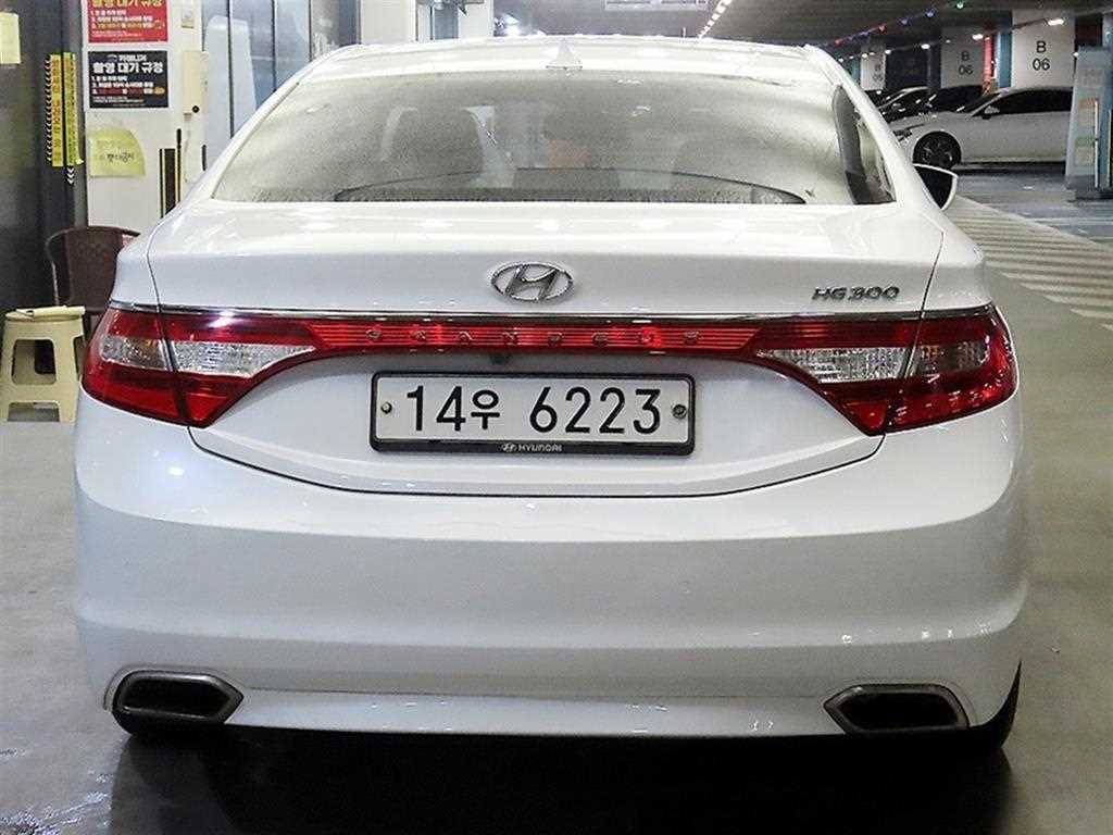 HYUNDAI Grandeur - Vista 5
