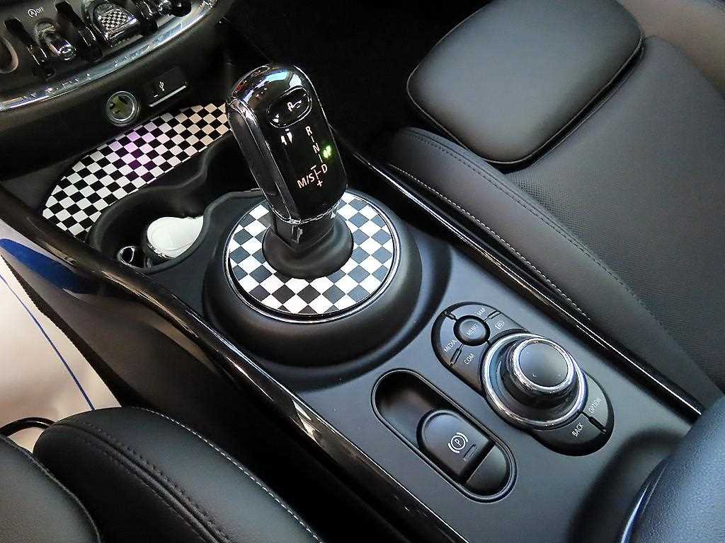 Mini Clubman - Vista 10