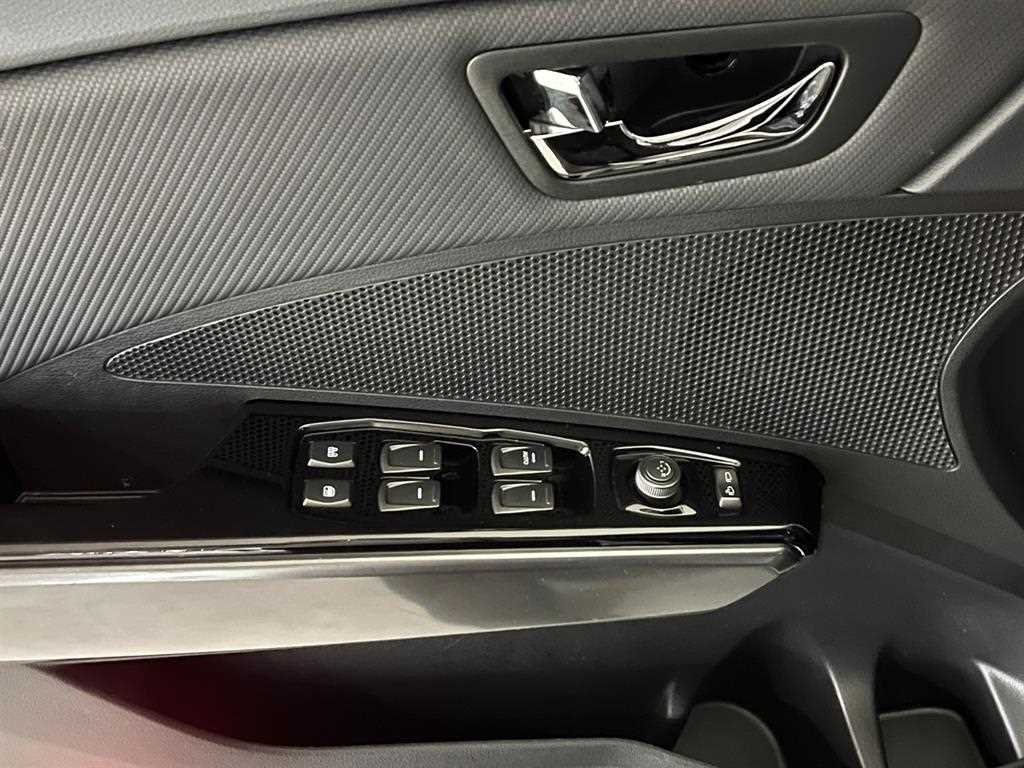 Ssangyong Tivoli 2020 Blanco - Importación desde Corea - HF Imports Iquique - Foto 13