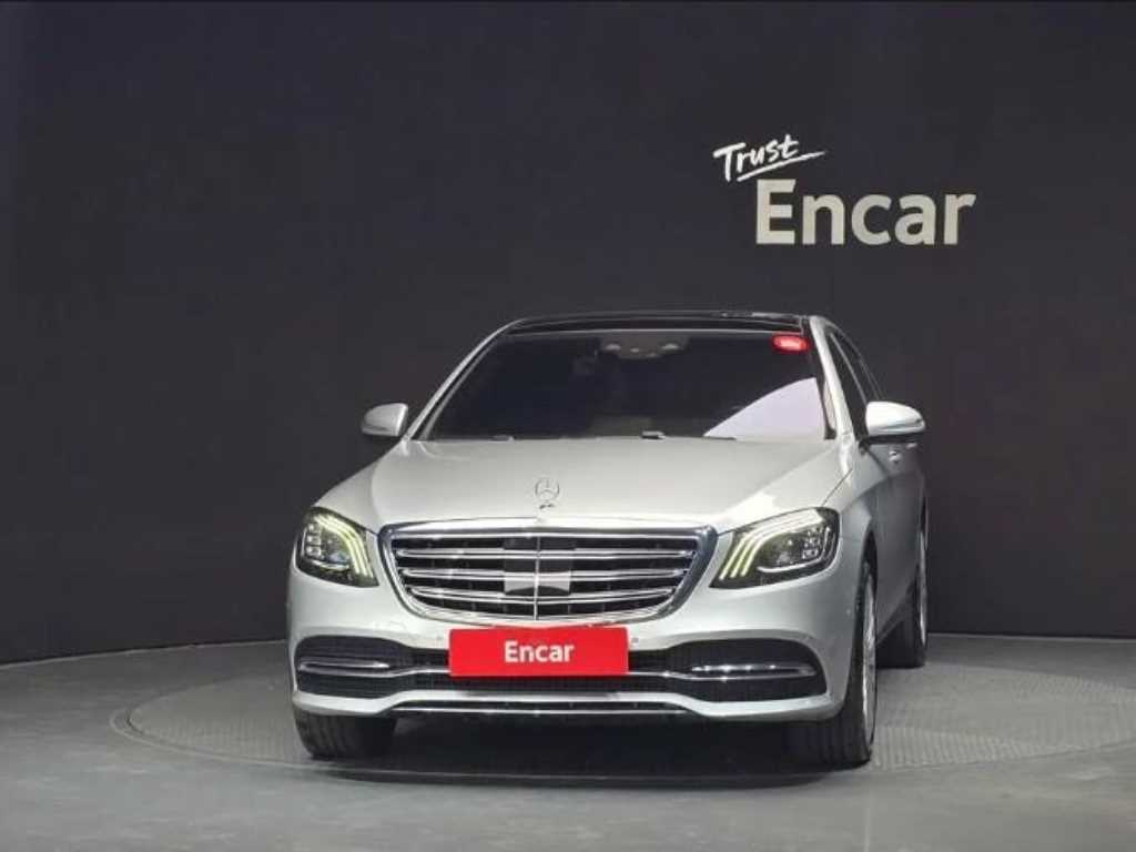 Mercedes Benz S Class - Vista 3