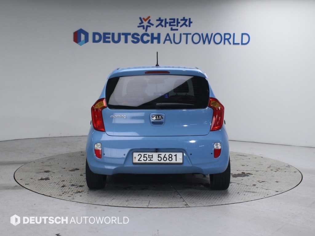 KIA Morning - Vista 4
