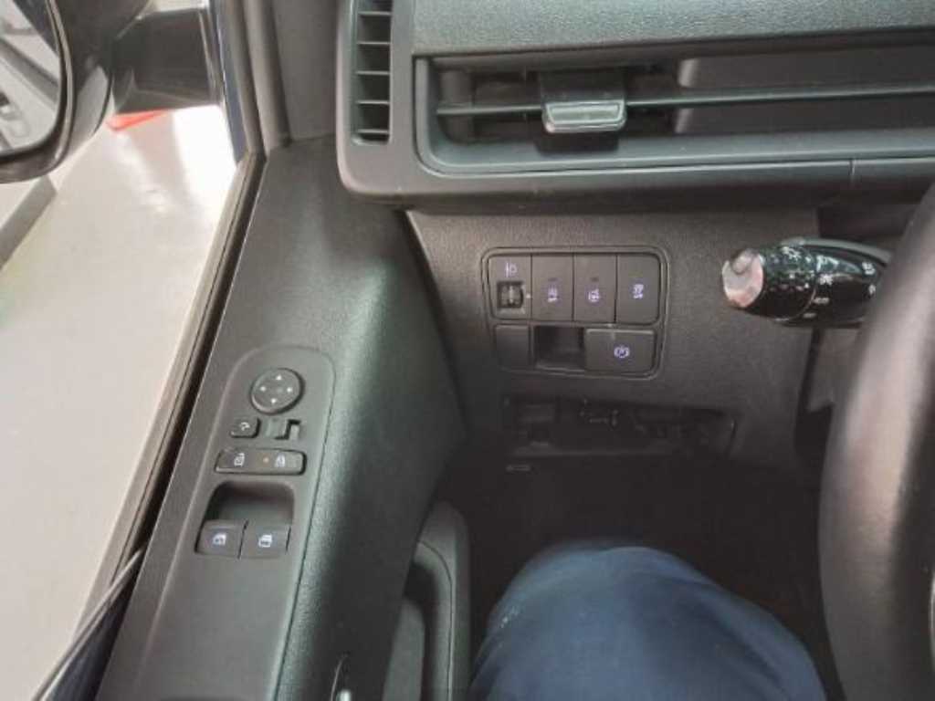 HYUNDAI Staria - Vista 9