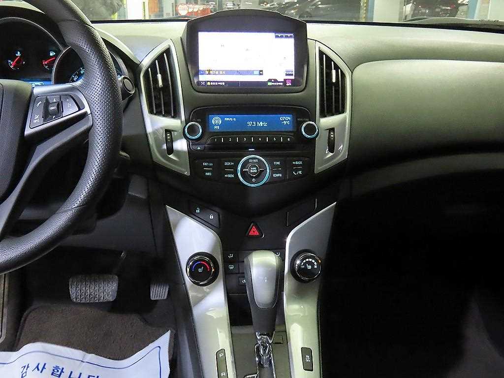 Chevrolet Cruise - Vista 11