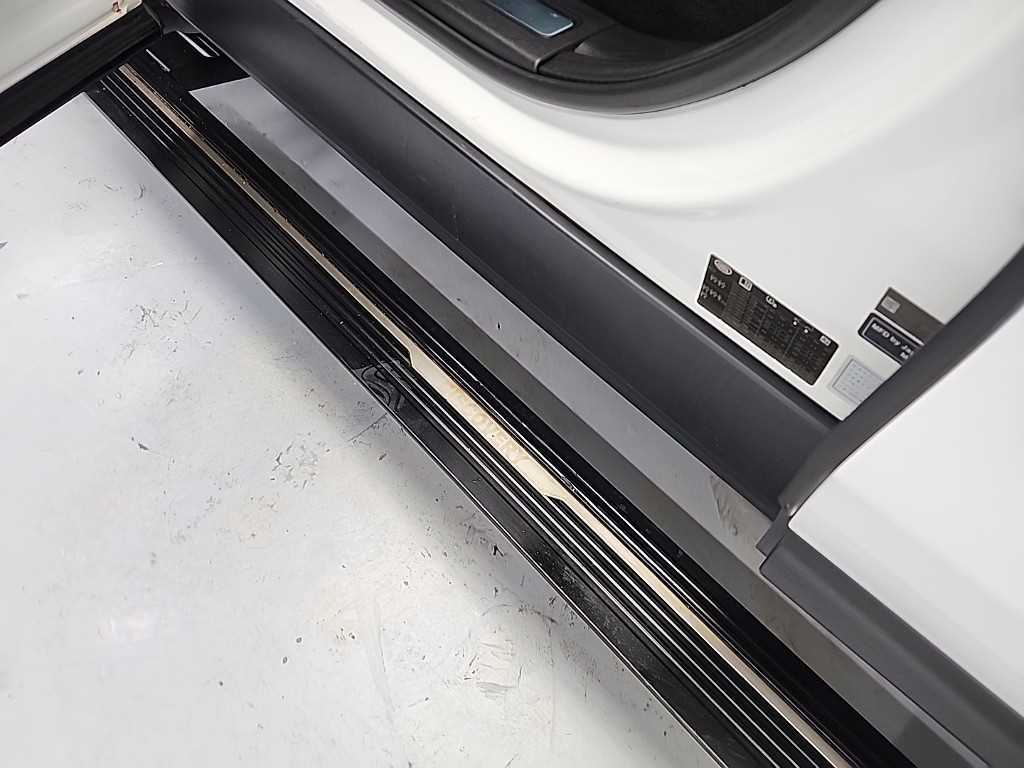 Land Rover Discovery 2019 Blanco - Importación desde Corea - HF Imports Iquique - Foto 15