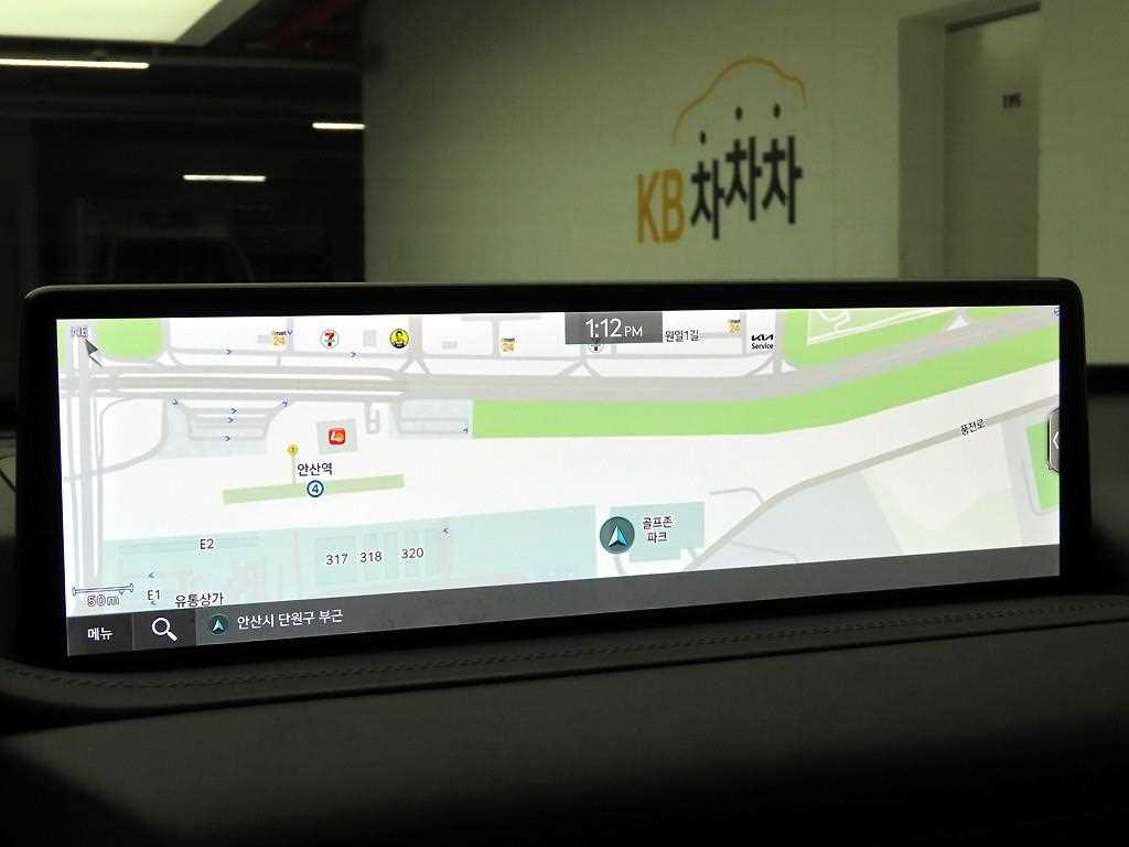 Genesis GV80 - Vista 8