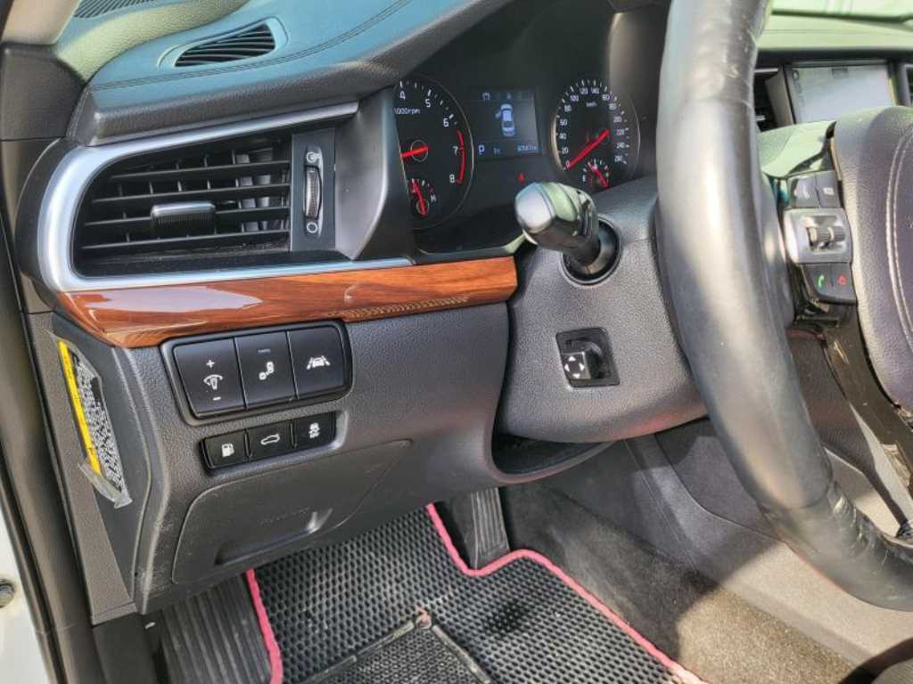 KIA K7 - Vista 5