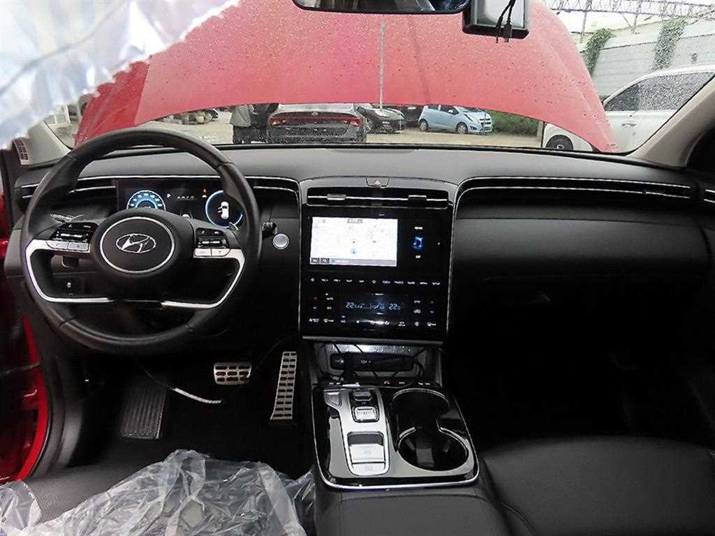 HYUNDAI Tucson - Vista 7