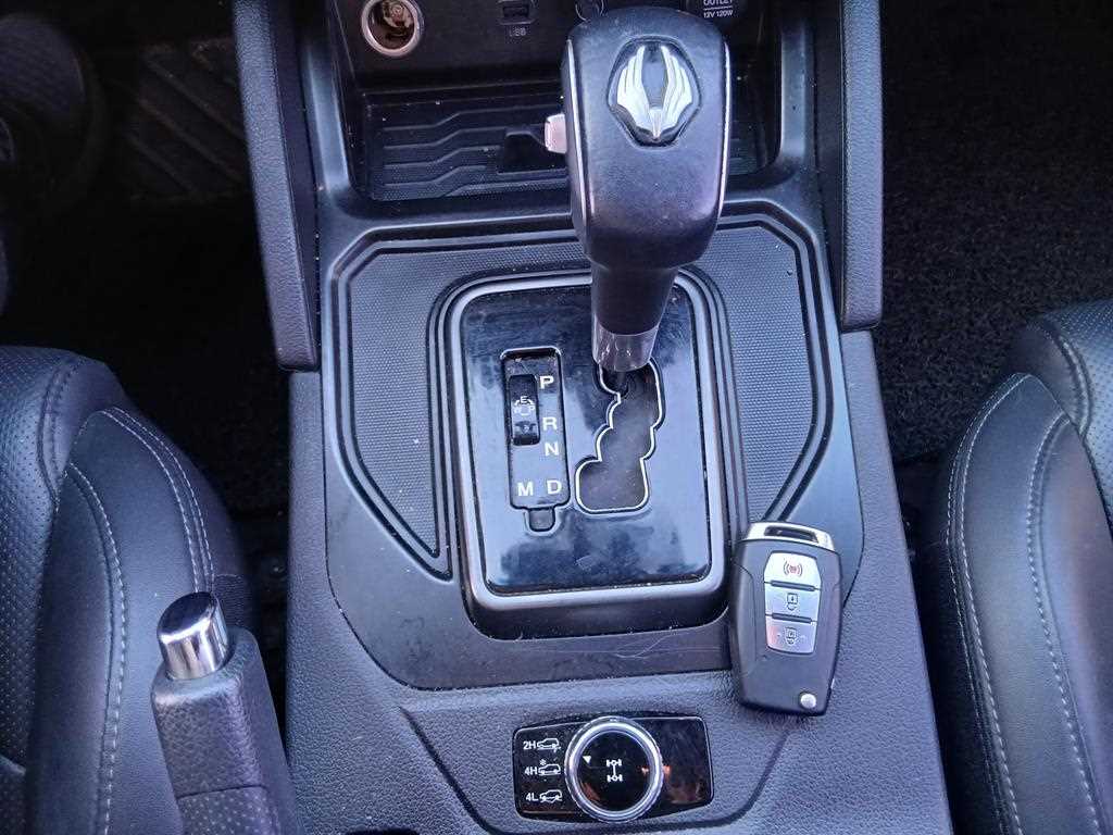 Ssangyong Rexton - Vista 10