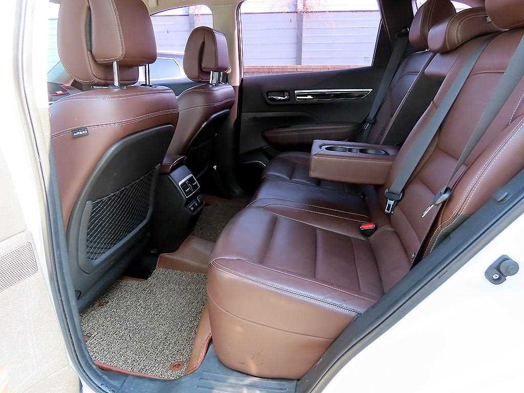 SAMSUNG QM6 - Vista 6