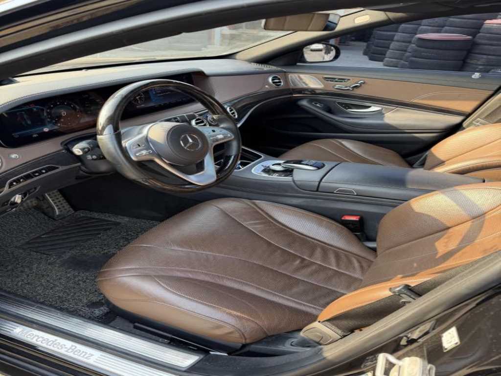 Mercedes Benz S Class - Vista 3