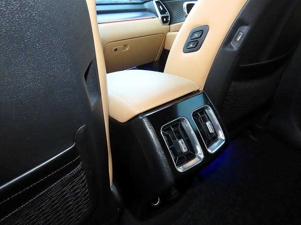 KIA Sorento 2023 Negro - Importación desde Corea - HF Imports Iquique - Foto 17