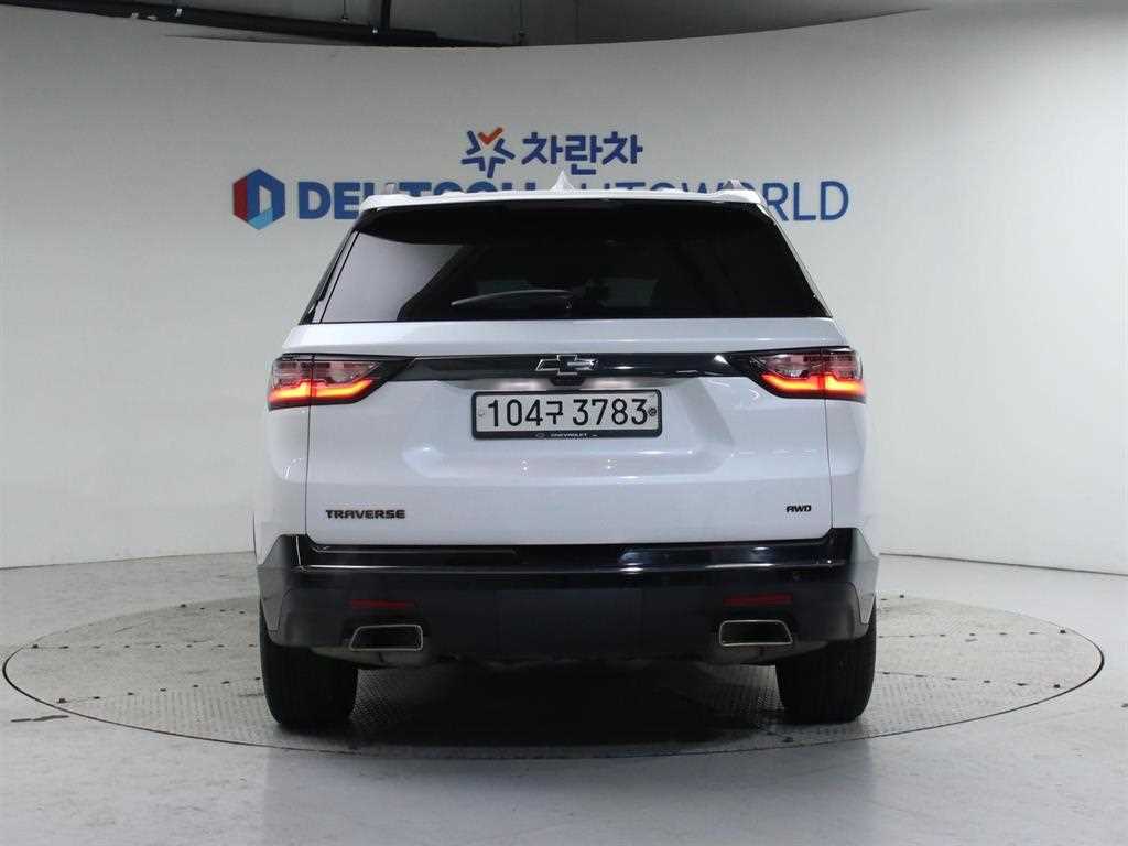 Chevrolet Travers - Vista 4