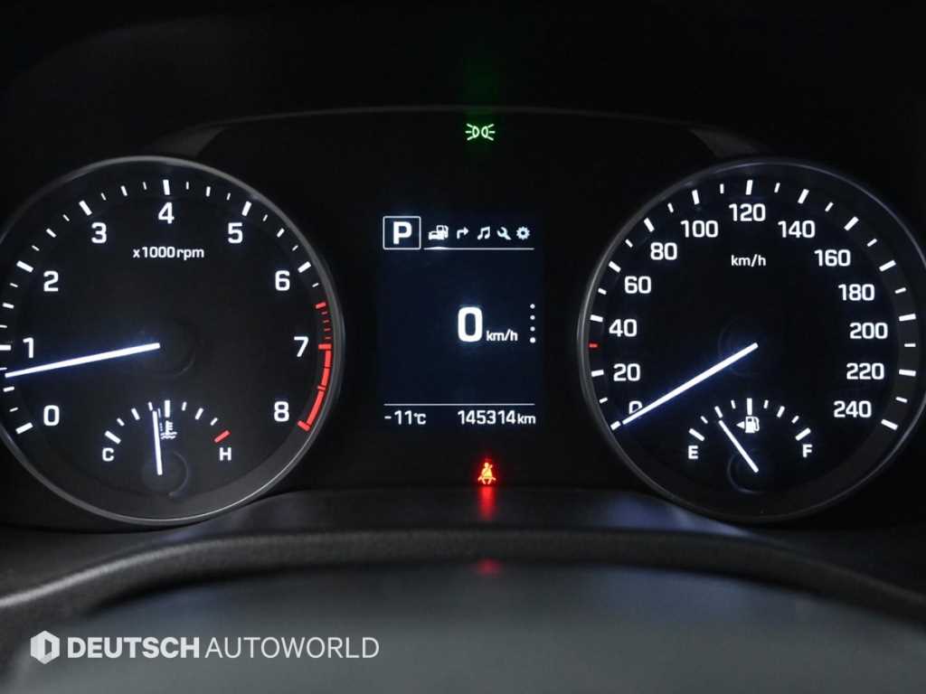 HYUNDAI Avante - Vista 8