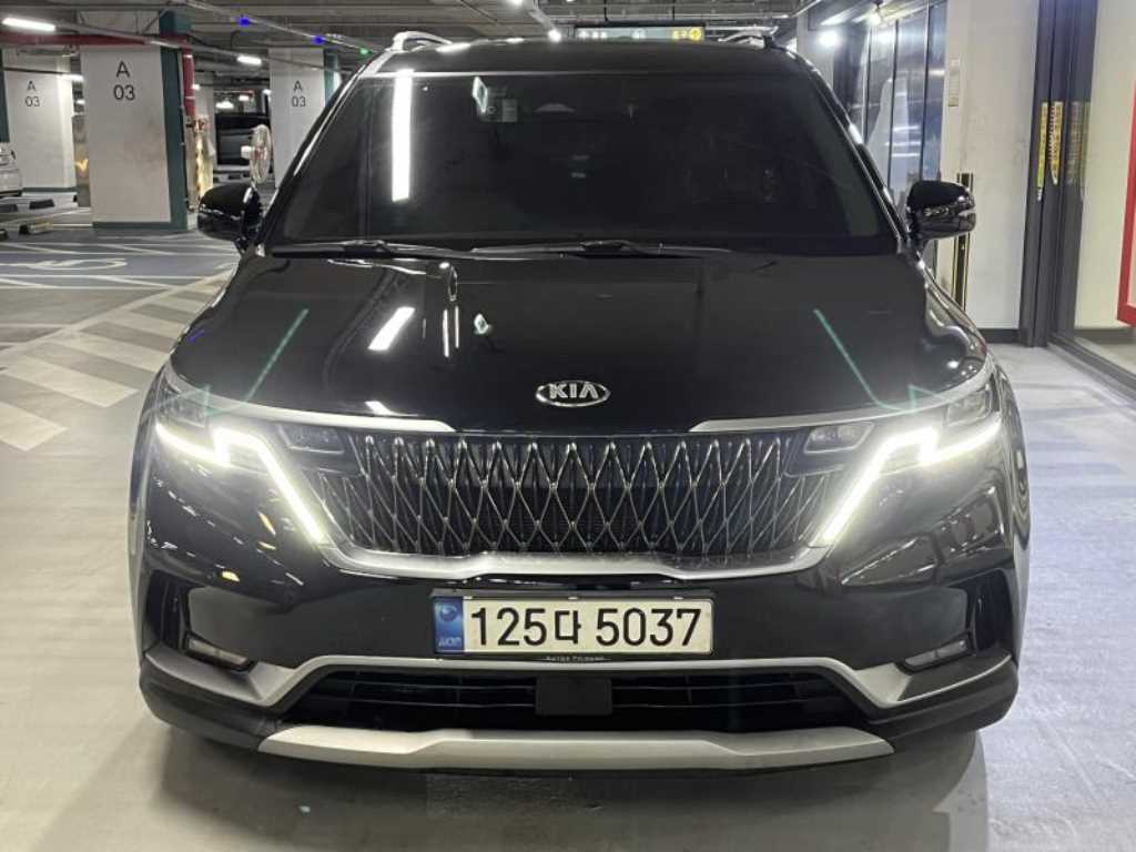 KIA Carnival 2021 Negro - Importación desde Corea - HF Imports Iquique - Foto 1