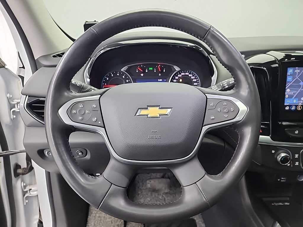 Chevrolet Travers - Vista 9