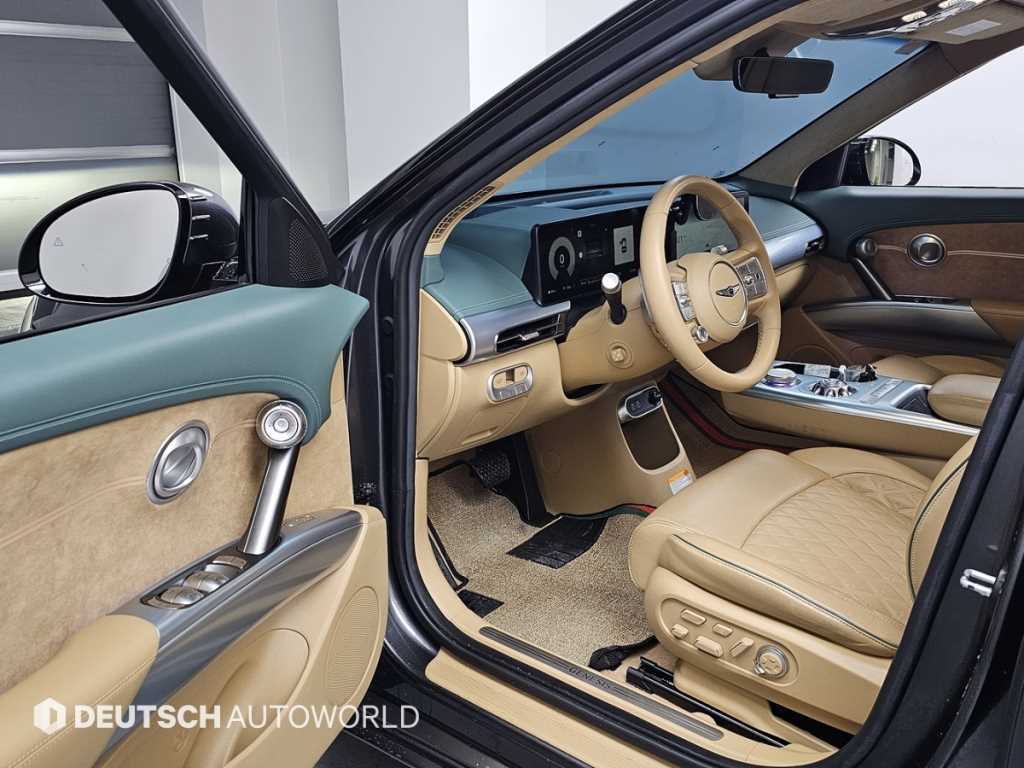 Genesis GV60 - Vista 11