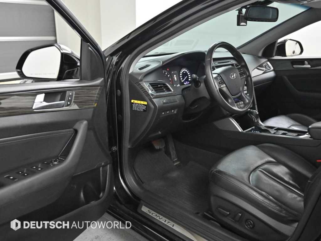 HYUNDAI Sonata - Vista 11