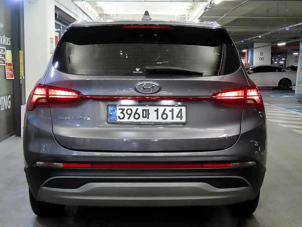 HYUNDAI Santa Fe - Vista 5
