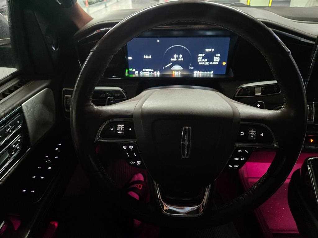 Lincoln Navigator - Vista 10