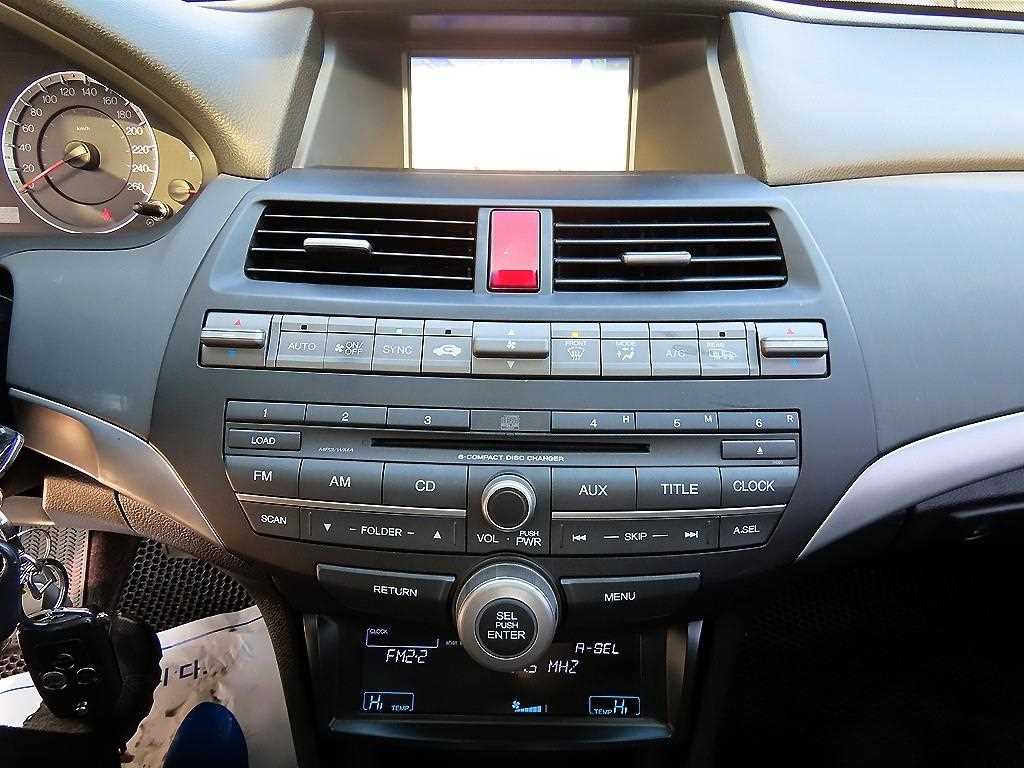 Honda Accord 2011 Plateado - Importación desde Corea - HF Imports Iquique - Foto 13