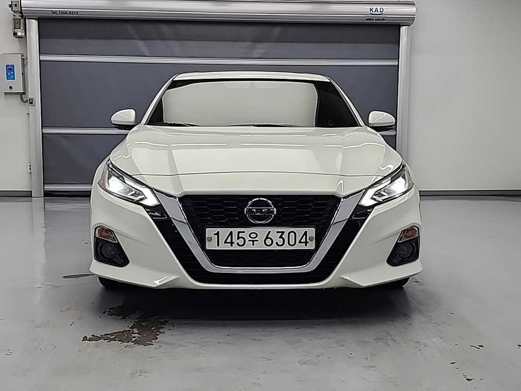 Nissan Altima - Vista 2