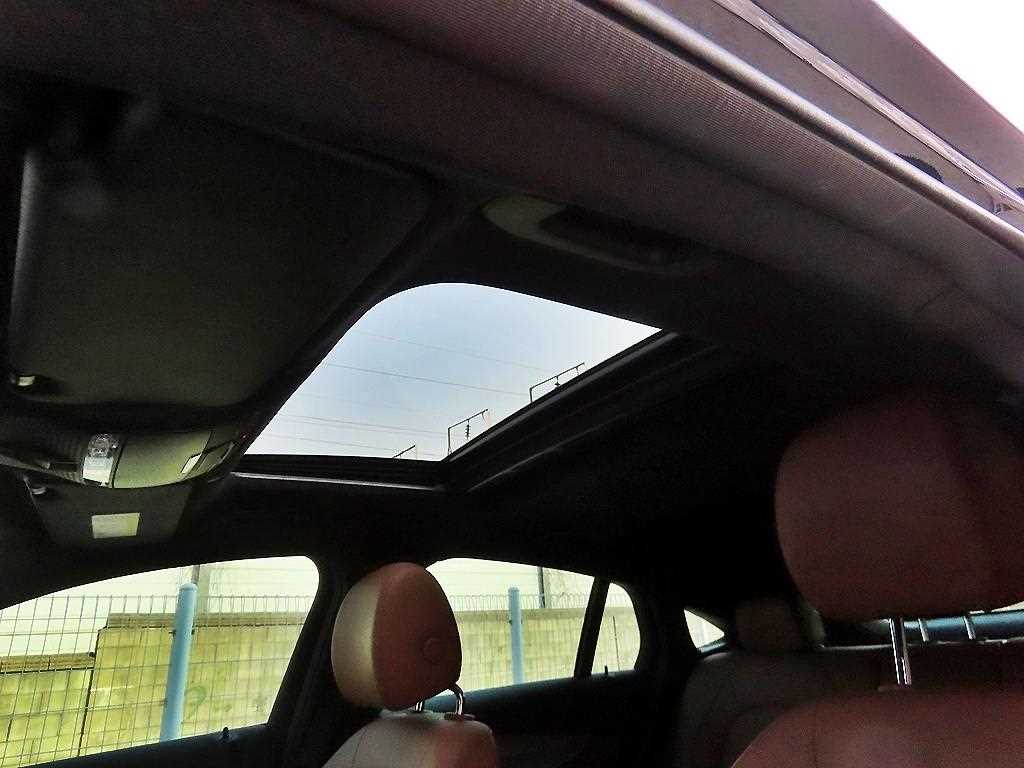 Mercedes Benz GLC Class 2021 Negro - Importación desde Corea - HF Imports Iquique - Foto 16