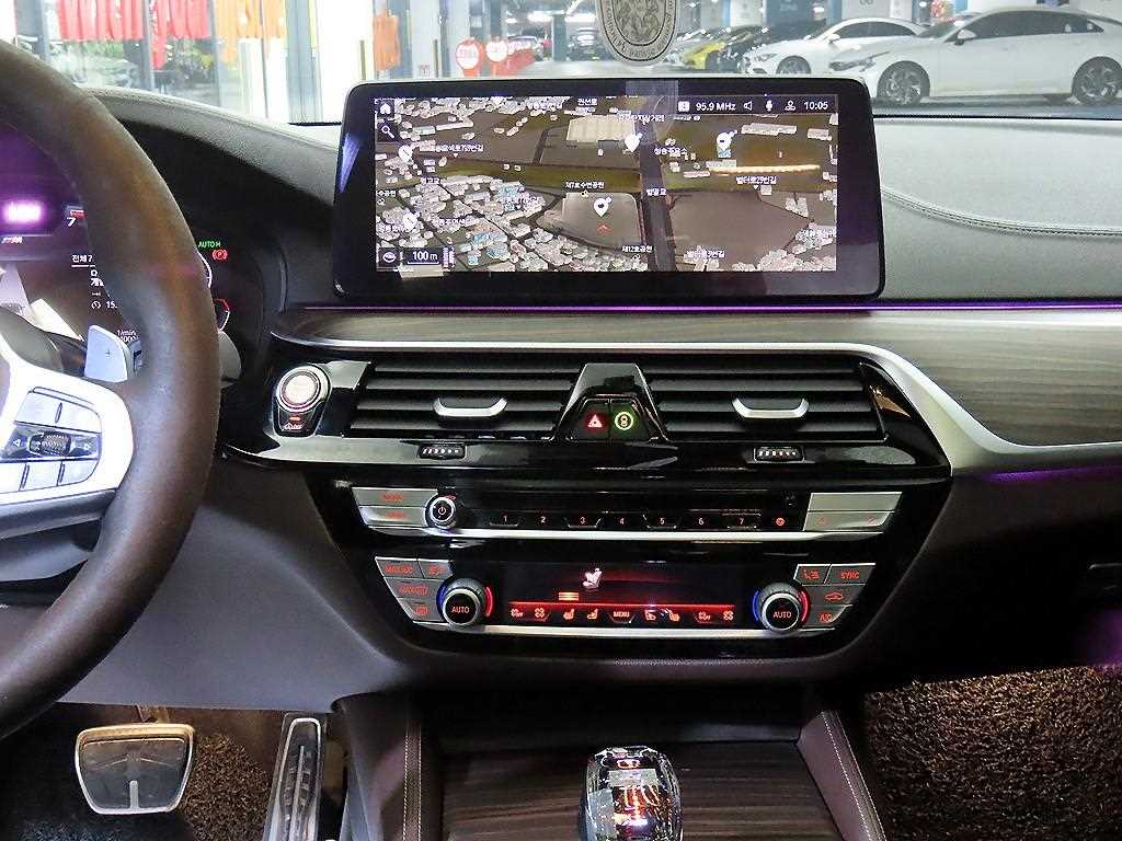 BMW 5 Series - Vista 11