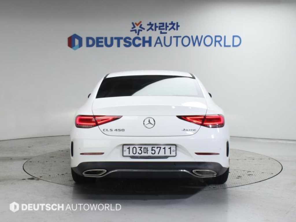 Mercedes Benz CLS Class - Vista 4