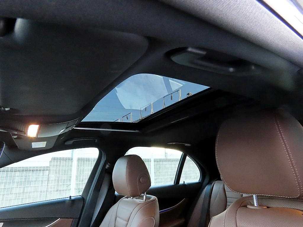 Mercedes Benz E class 2022 Gris - Importación desde Corea - HF Imports Iquique - Foto 17