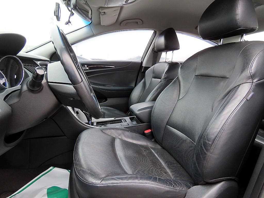 HYUNDAI Sonata - Vista 5