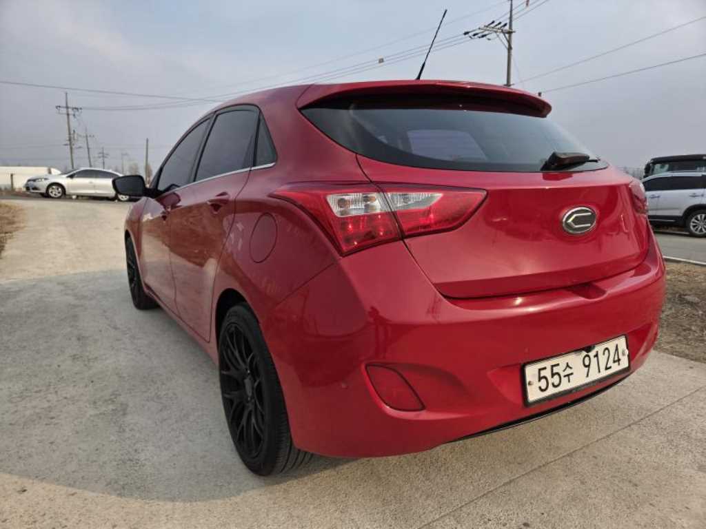 HYUNDAI i30 - Vista 4