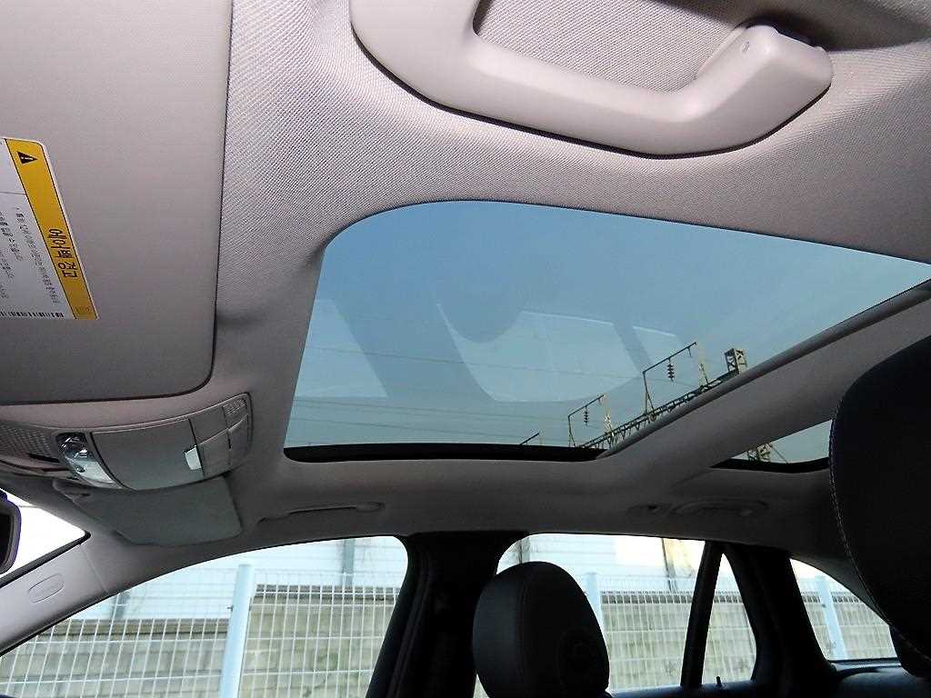 Mercedes Benz GLC Class 2017 Plateado - Importación desde Corea - HF Imports Iquique - Foto 17