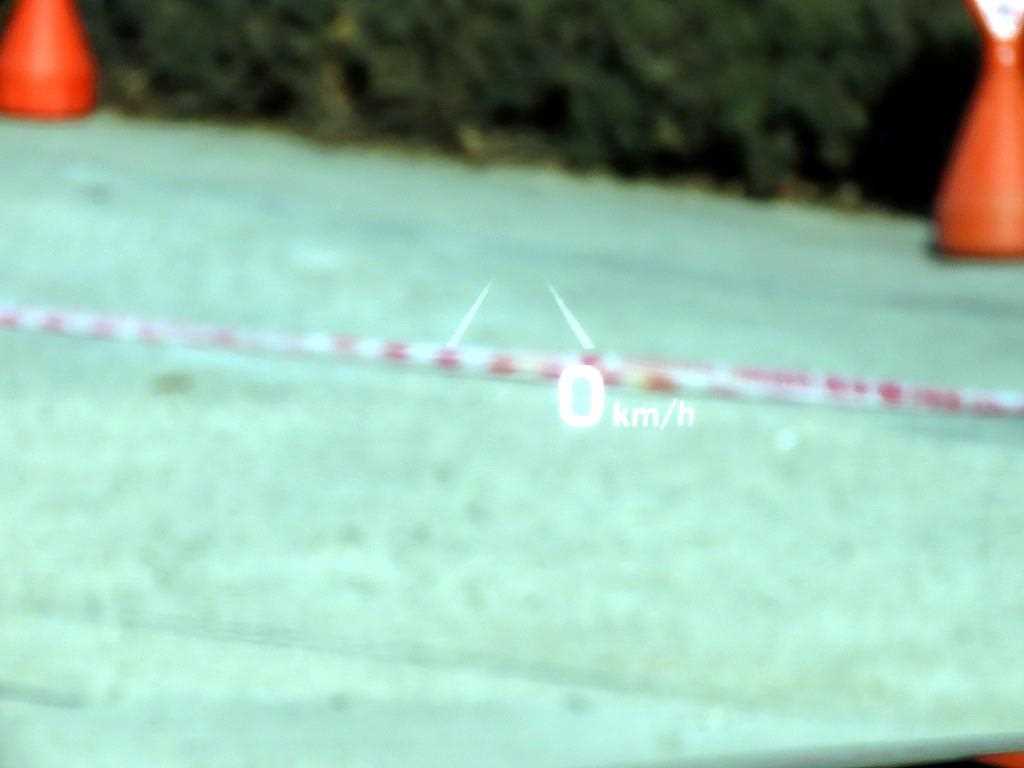 Genesis G70 - Vista 10