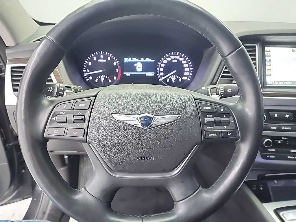 Genesis G80 - Vista 10