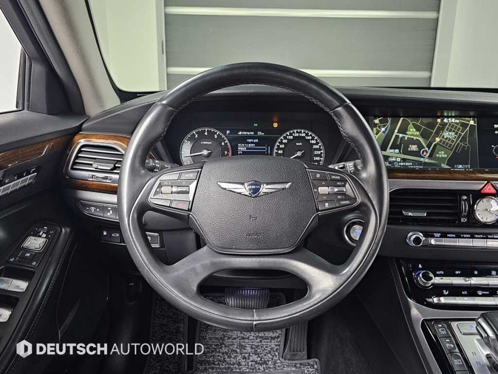 Genesis EQ900 - Vista 10