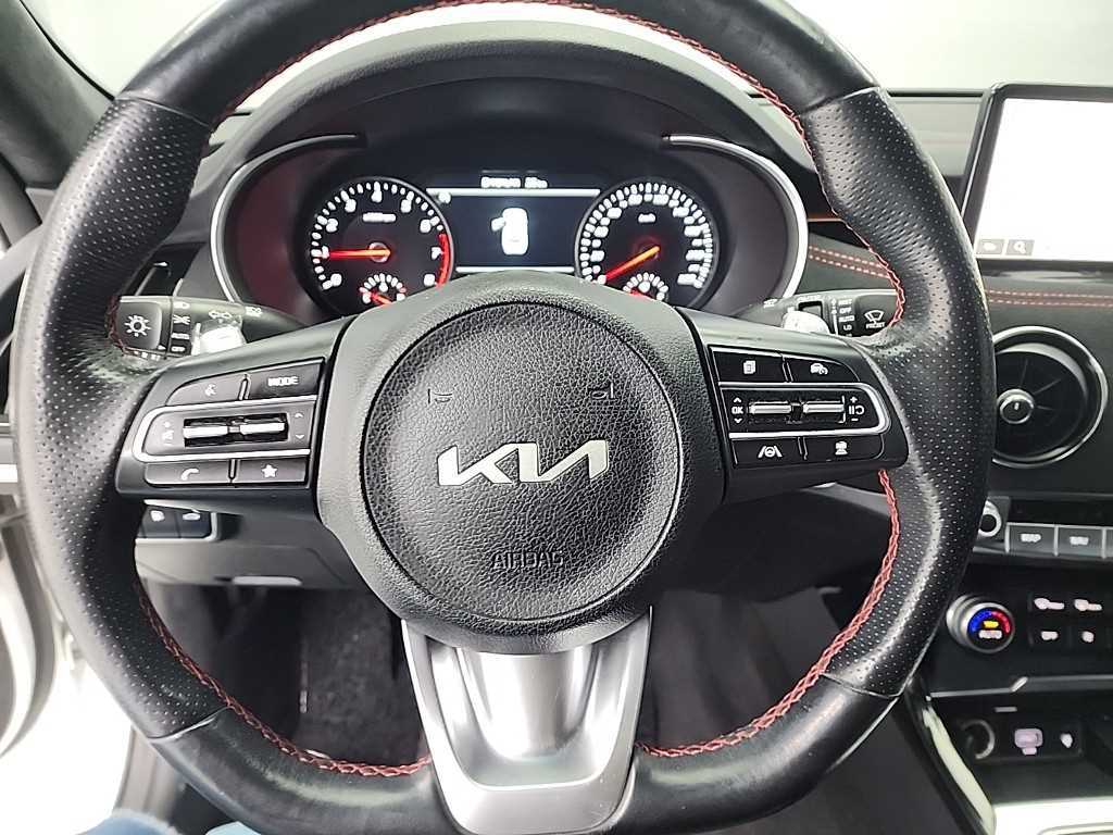 KIA Stinger - Vista 9
