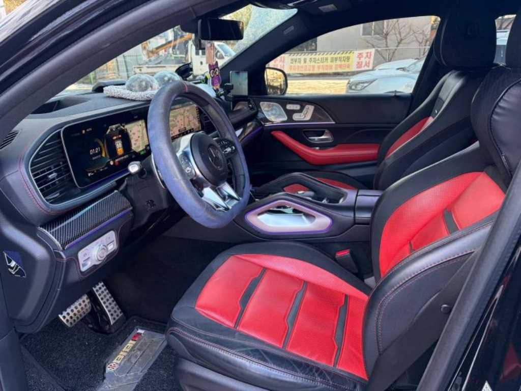 Mercedes Benz GLE Class - Vista 9