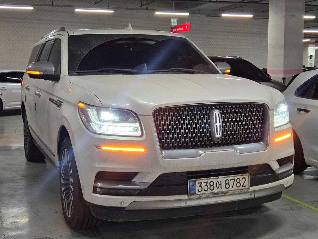 Lincoln Navigator - Vista 2