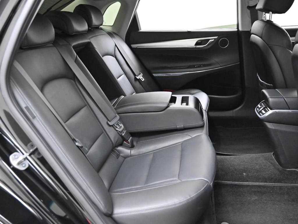 HYUNDAI Grandeur - Vista 12