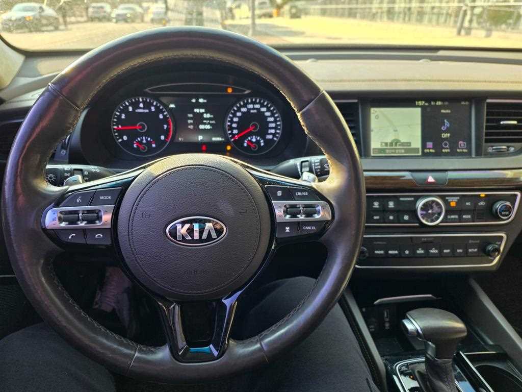 KIA K7 - Vista 7